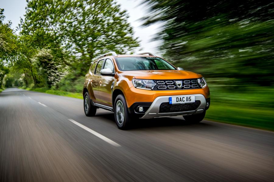  Dacia Duster Prestige 4WD 2018 года  (UK) (фото 3 из 40)